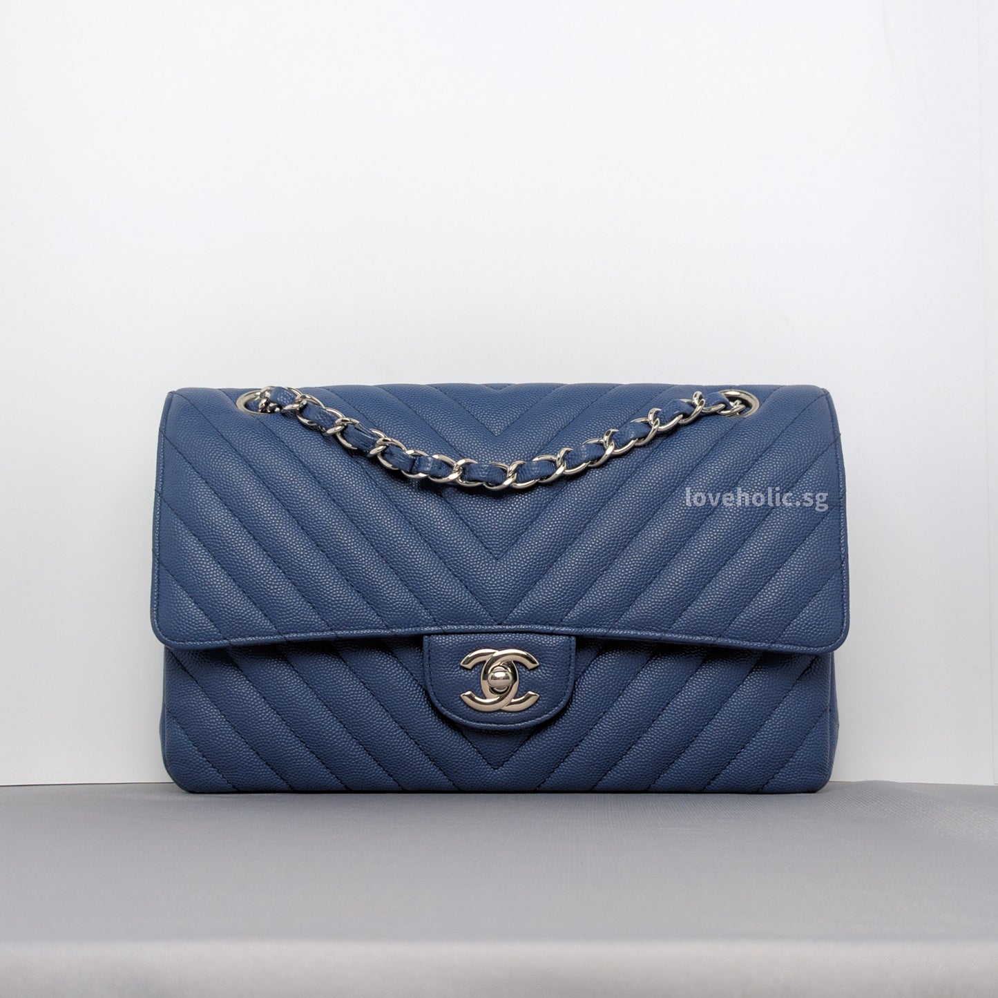 Chanel Classic Flap Chevron Medium | Navy Caviar Silver Hardware-whitebackground