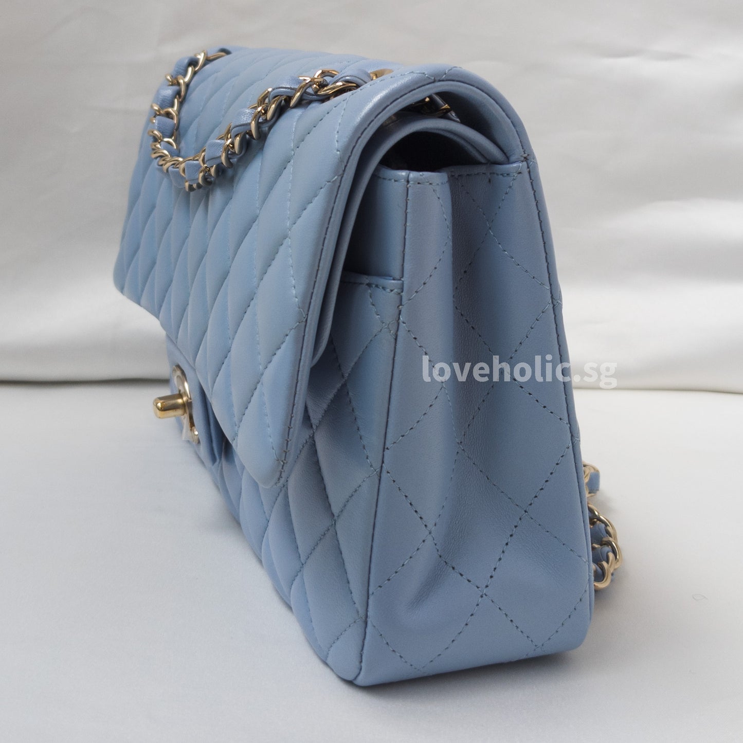 Chanel Classic Flap Medium | 21C Sky Blue Lambskin Light Gold Hardware