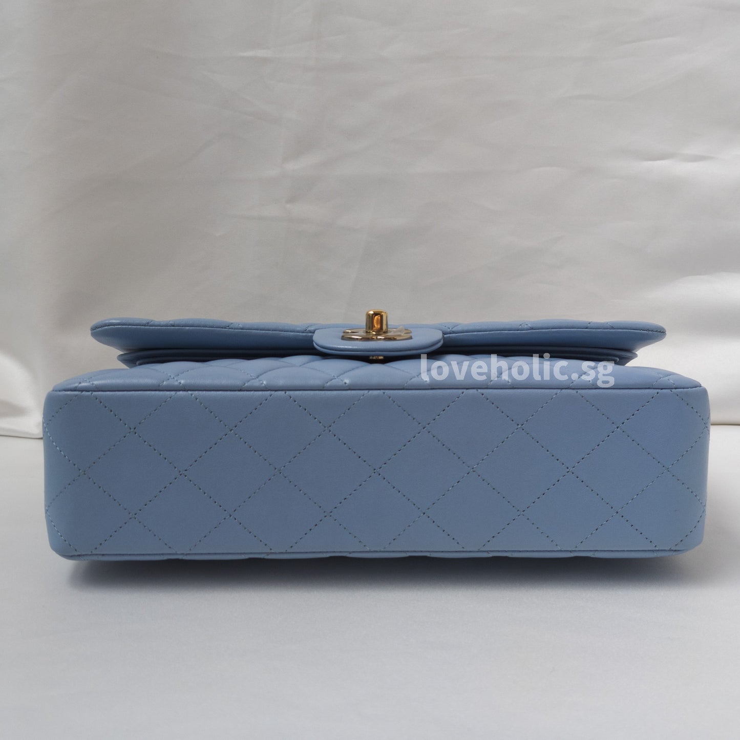 Chanel Classic Flap Medium | 21C Sky Blue Lambskin Light Gold Hardware