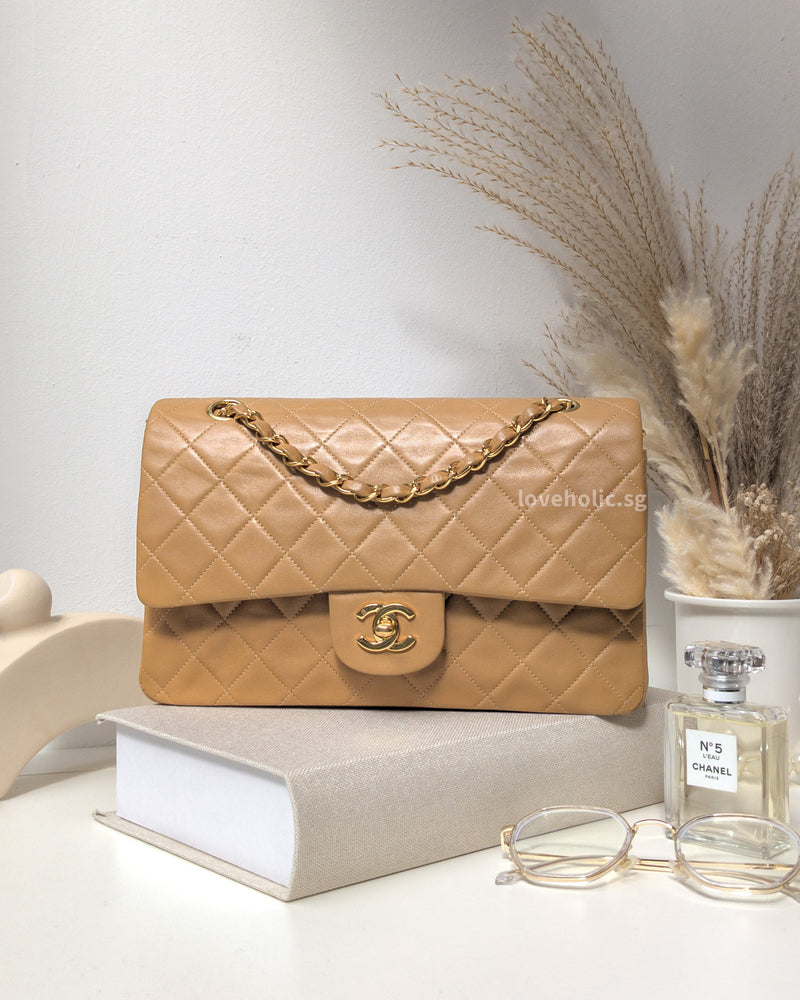 Chanel Vintage Classic Flap Medium | Caramel Lambskin Gold Hardware