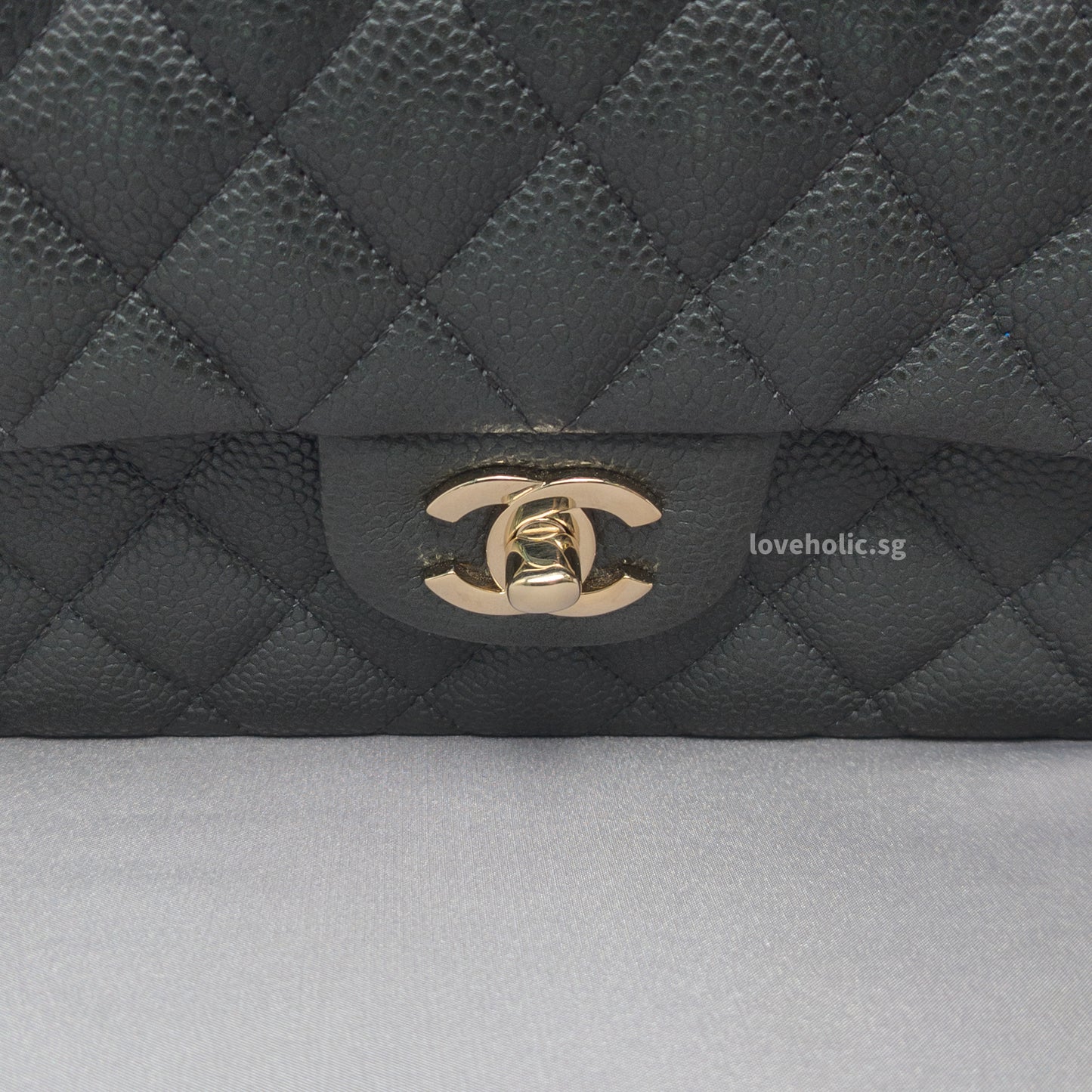Classic Flap Small | 18S Dark Grey Caviar Light Gold Hardware