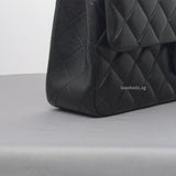 Classic Flap Medium | Black Lambskin Silver Hardware