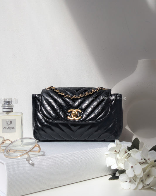 Chanel Classic Flap Chervon Small | Black Aged Lambskin Brushed Gold Hardware