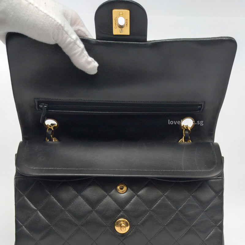 Chanel Vintage Classic Flap Medium | Black Lambskin 24K Gold Hardware