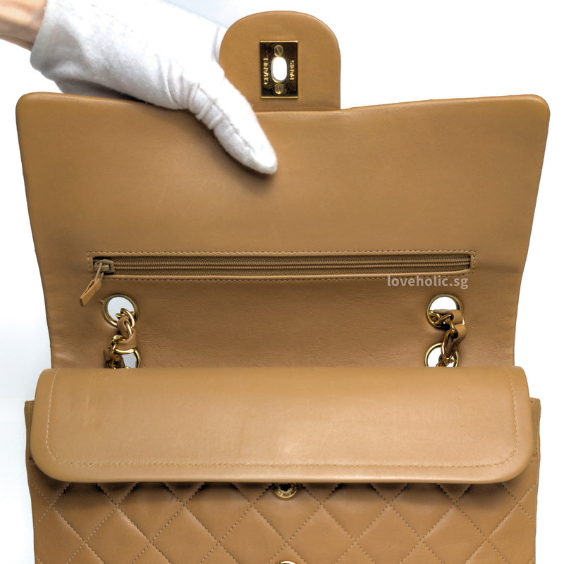 Chanel Vintage Classic Flap Medium | Caramel/Dark Beige Lambskin 24K Gold Hardware