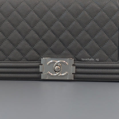 Boy Old Medium | 20S Grey Caviar Silver Hardware