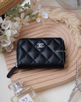 Chanel Caviar Classic Zipped Coin (GHW)