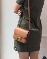 Hermes Constance 18 Mini | Gold Epsom Gold Hardware-modelshots