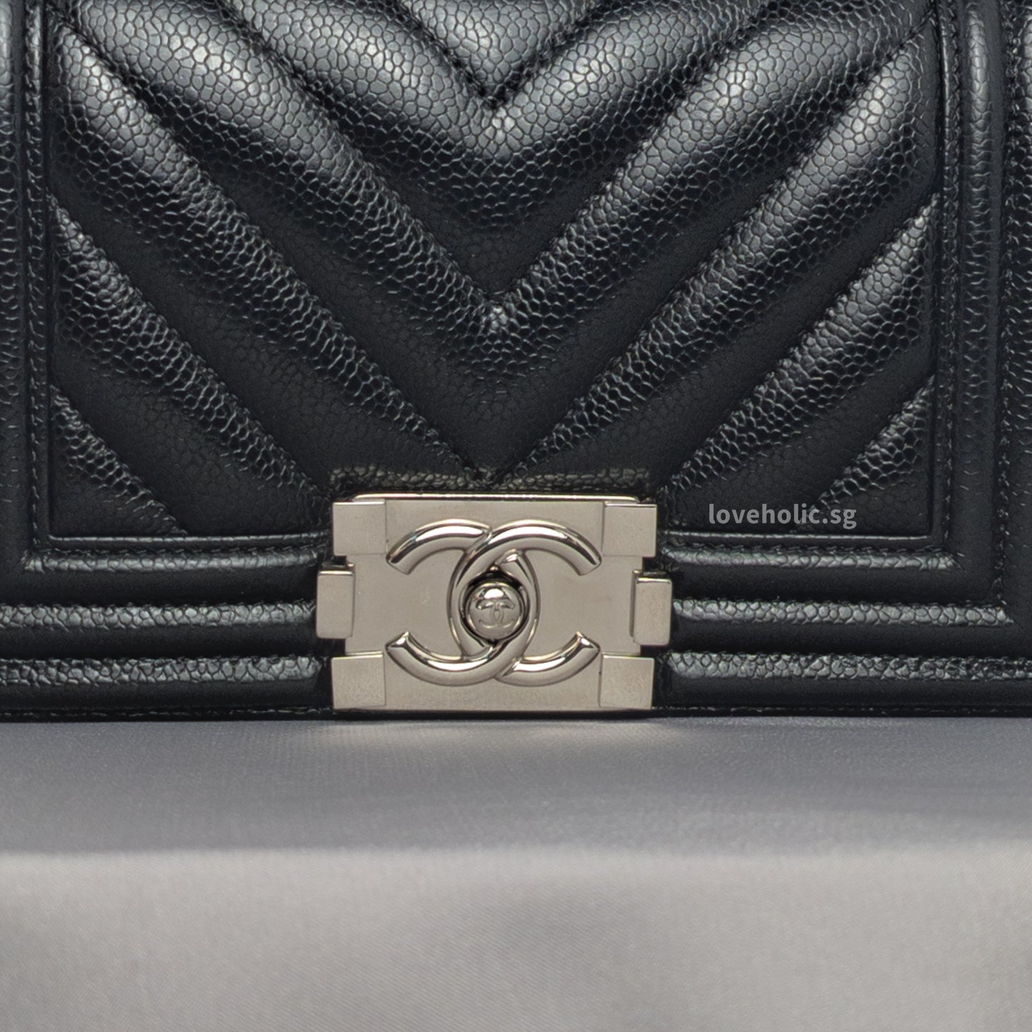 Boy Chevron Small | Black Caviar Silver Hardware