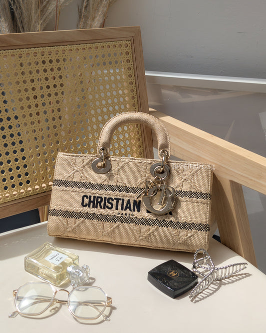 Dior Lady D-Joy Medium | Natural Cannage Raffia Fabric Gold Hardware