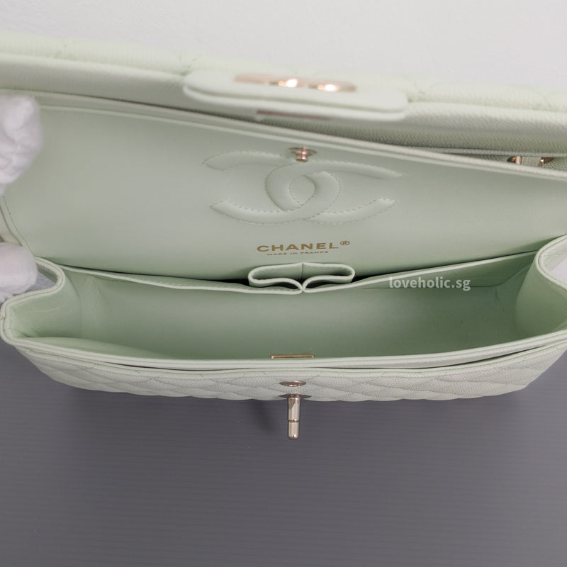 Classic Flap Medium | 22C Light Green Caviar Light Gold Hardware