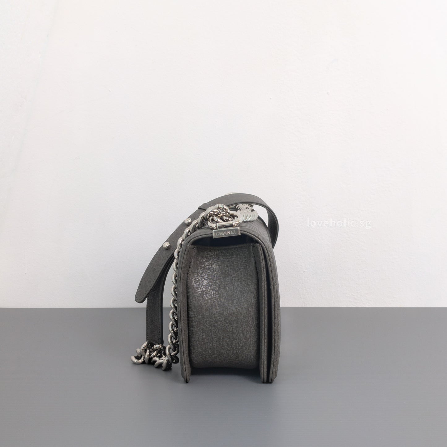 Boy Old Medium | 20S Grey Caviar Silver Hardware