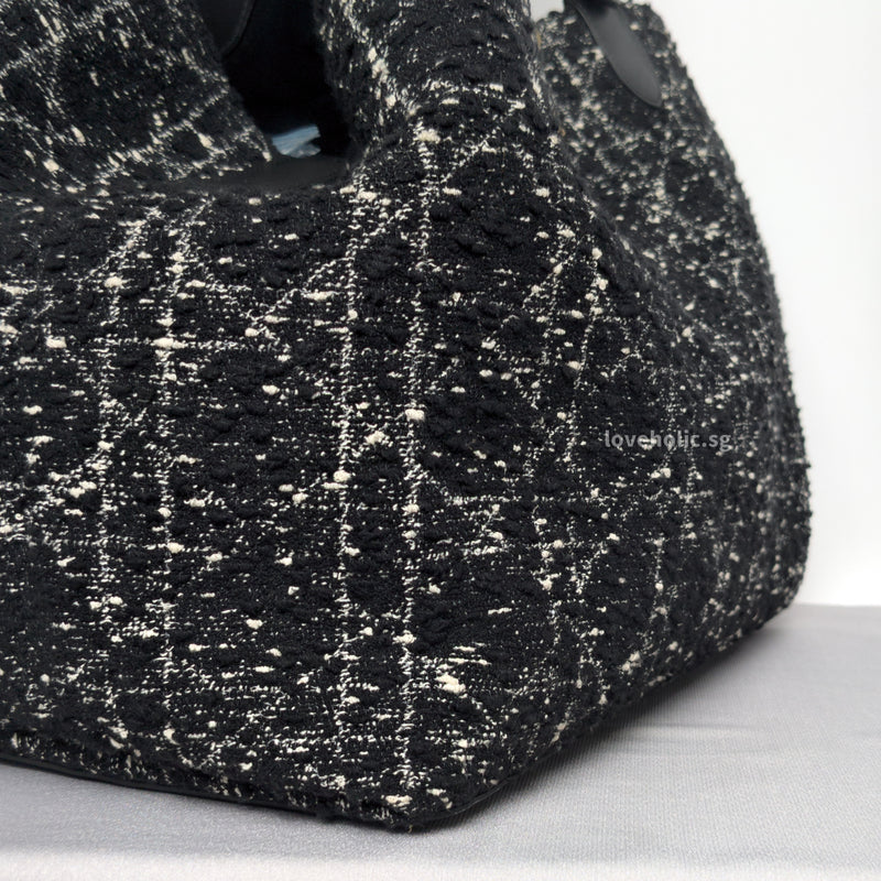 Large Toujours | Black Tweed with White Cannage Motif Light Gold Hardware