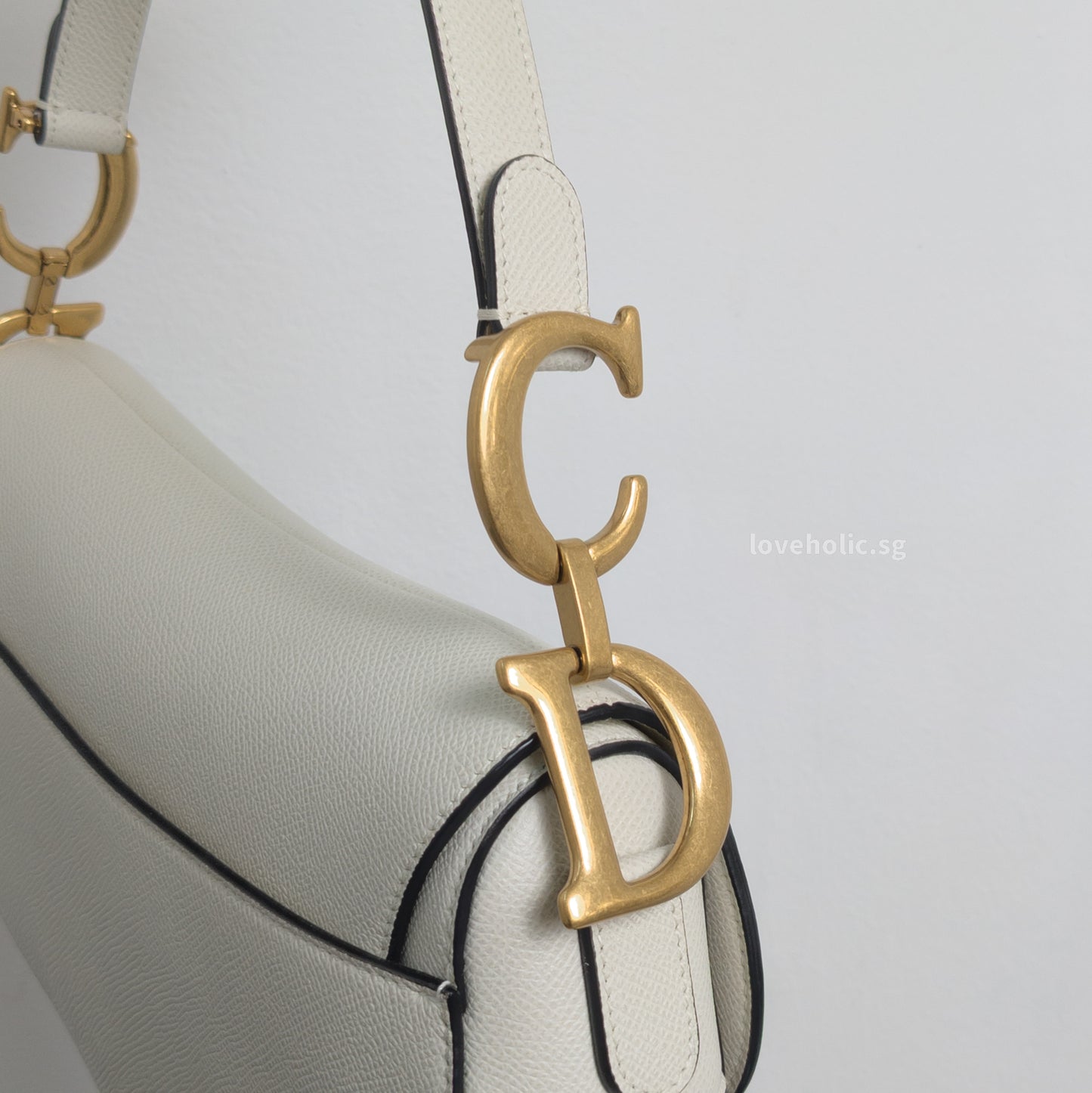 Saddle Small | Latte Calfskin Brushed Gold Hardware