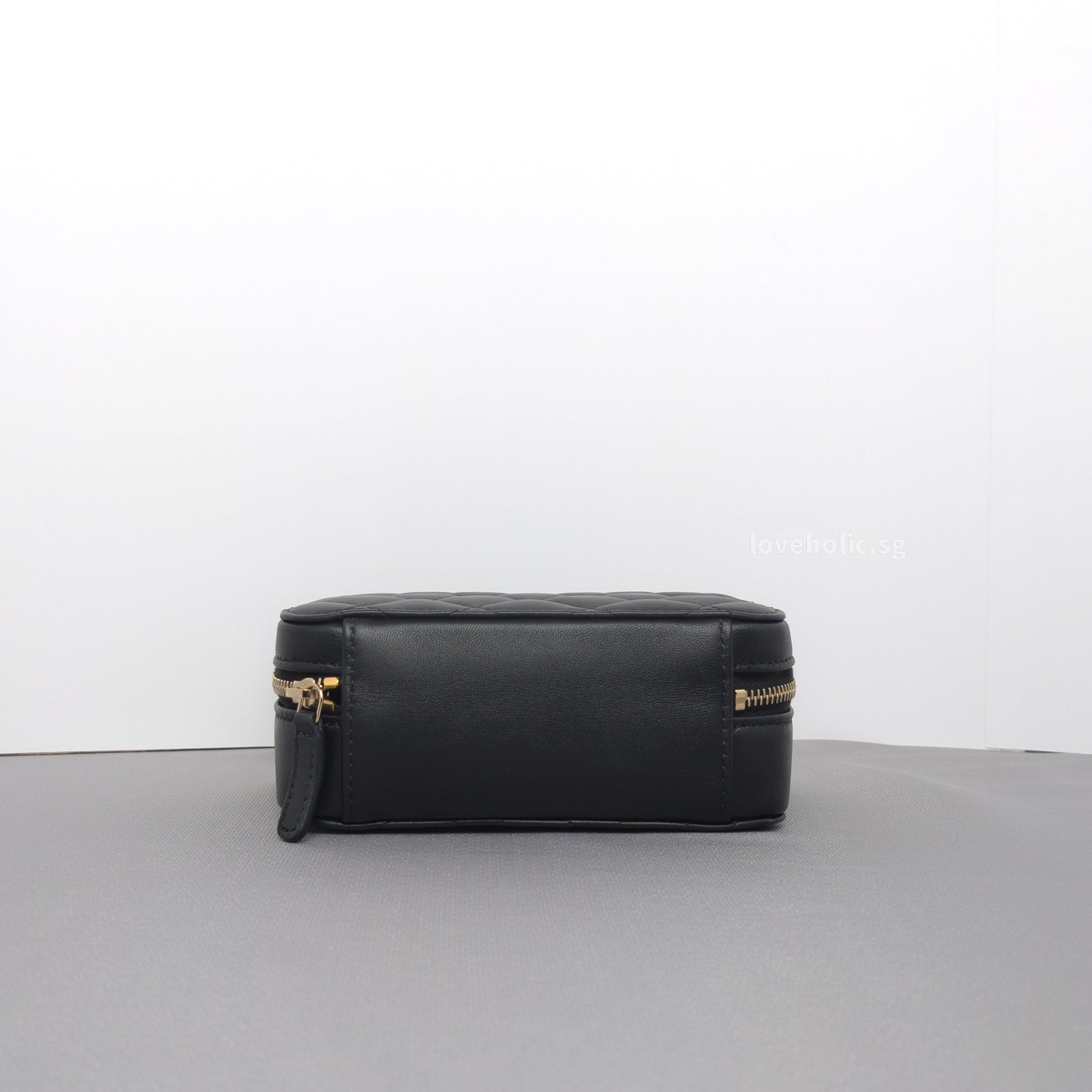 Chanel Camera Bag Mini with pearl crush | Black Lambskin Brushed Gold Hardware-details