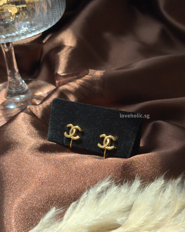 Chanel Vintage Earrings 1970's CC | Clip on  24K Gold Hardware-main