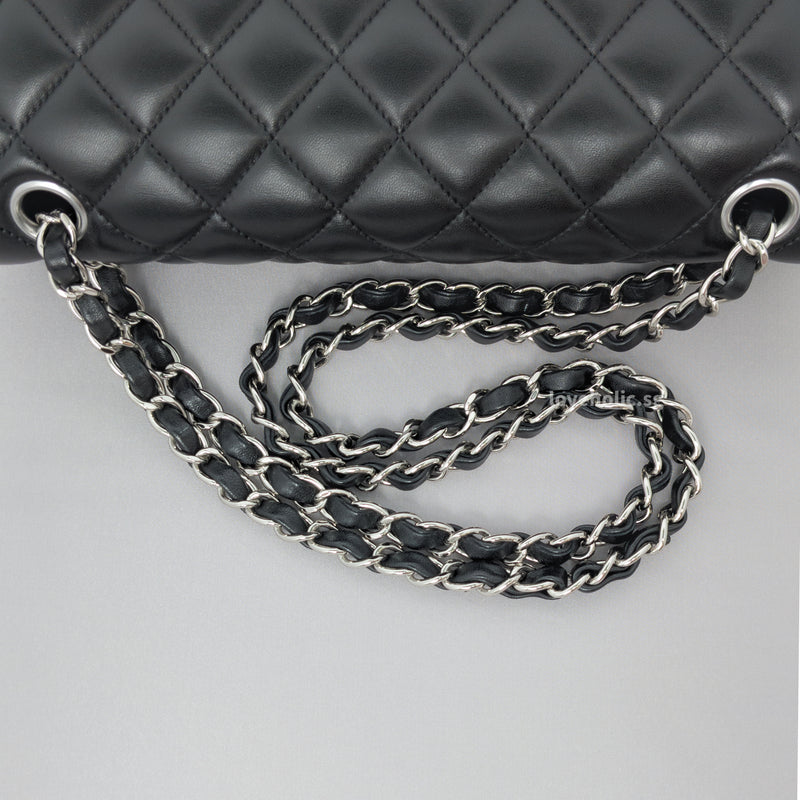 Classic Flap Medium | Black Lambskin Silver Hardware