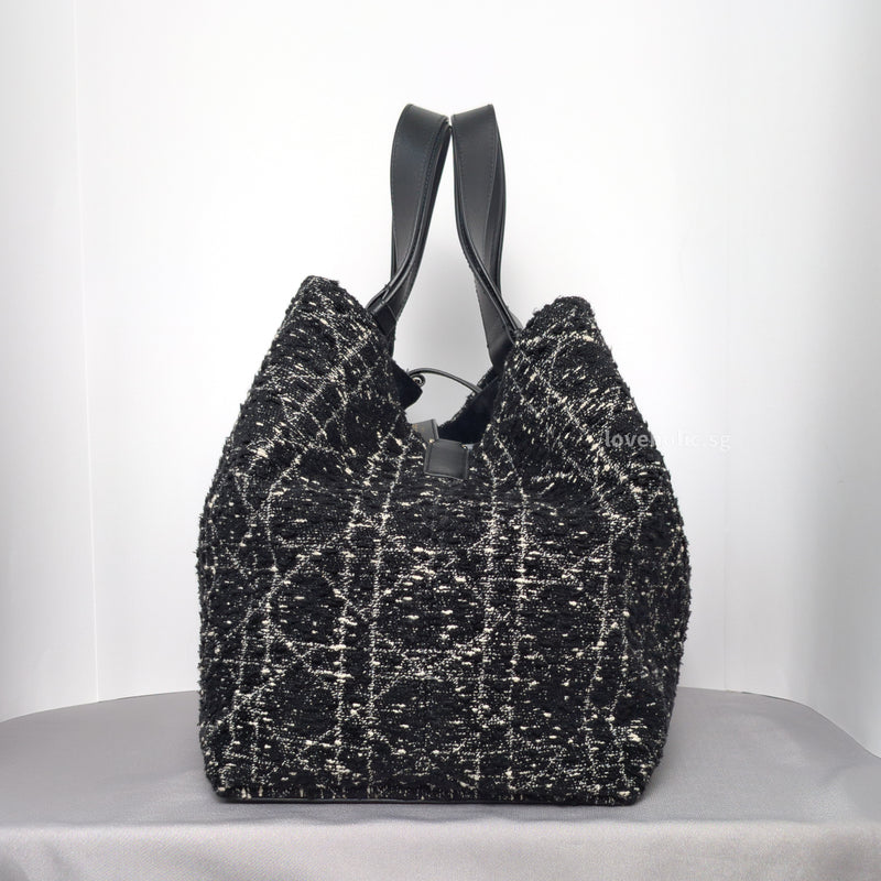 Dior Large Toujours | Black Tweed with White Cannage Motif Light Gold Hardware-details