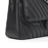 Chanel Classic Flap Chevron Medium | Black Caviar Silver Hardware