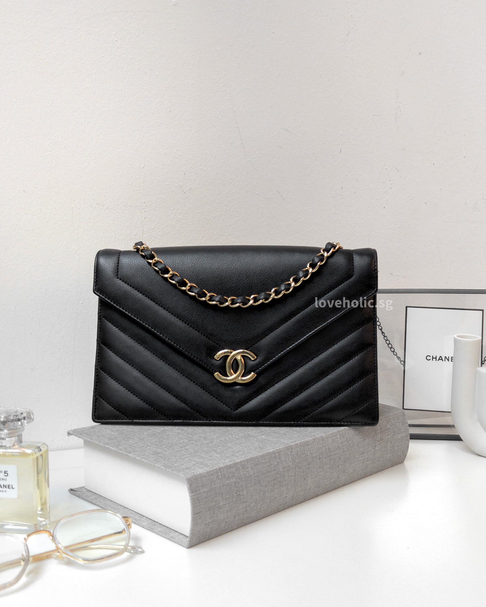 Chanel CC Chervon Envelope Bag | Black Lambskin Gold Hardware – loveholic