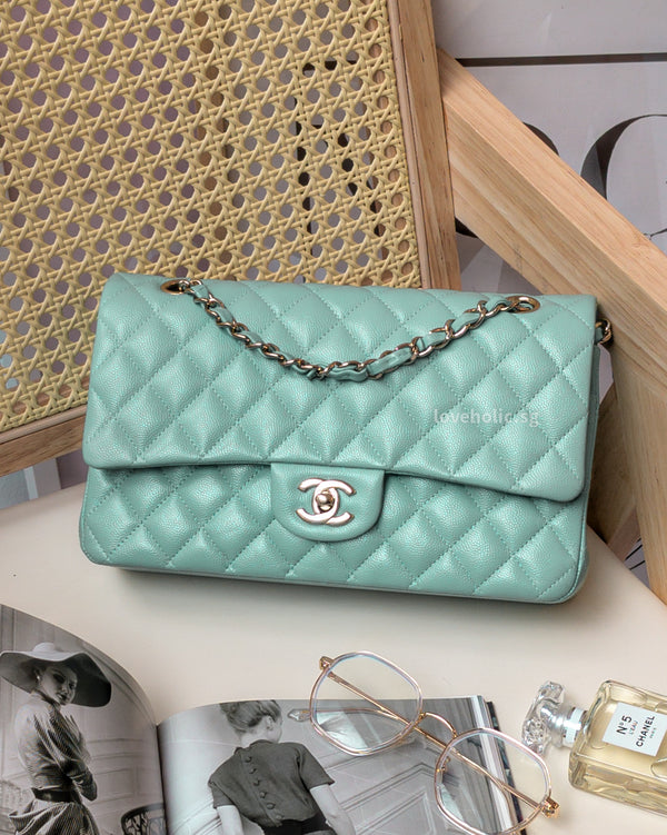 Tiffany blue best sale chanel wallet