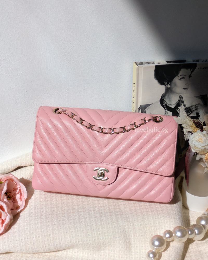 Chanel Classic Flap Chevron Medium | 21S Light Pink Caviar Light Gold Hardware-front