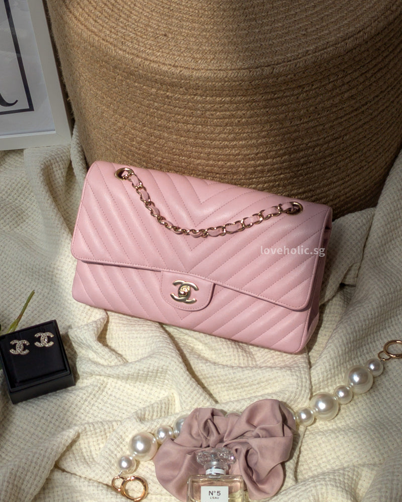 Chanel Classic Flap Chervon Medium | 21S Light Pink Caviar Light Gold Hardware