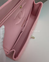 Classic Flap Chevron Medium | 21S Light Pink Caviar Light Gold Hardware
