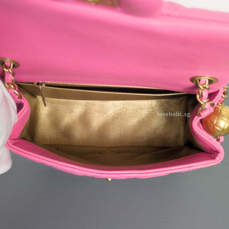 Chanel Pearl Crush Mini Square | Pink Lambskin Gold Hardware-details