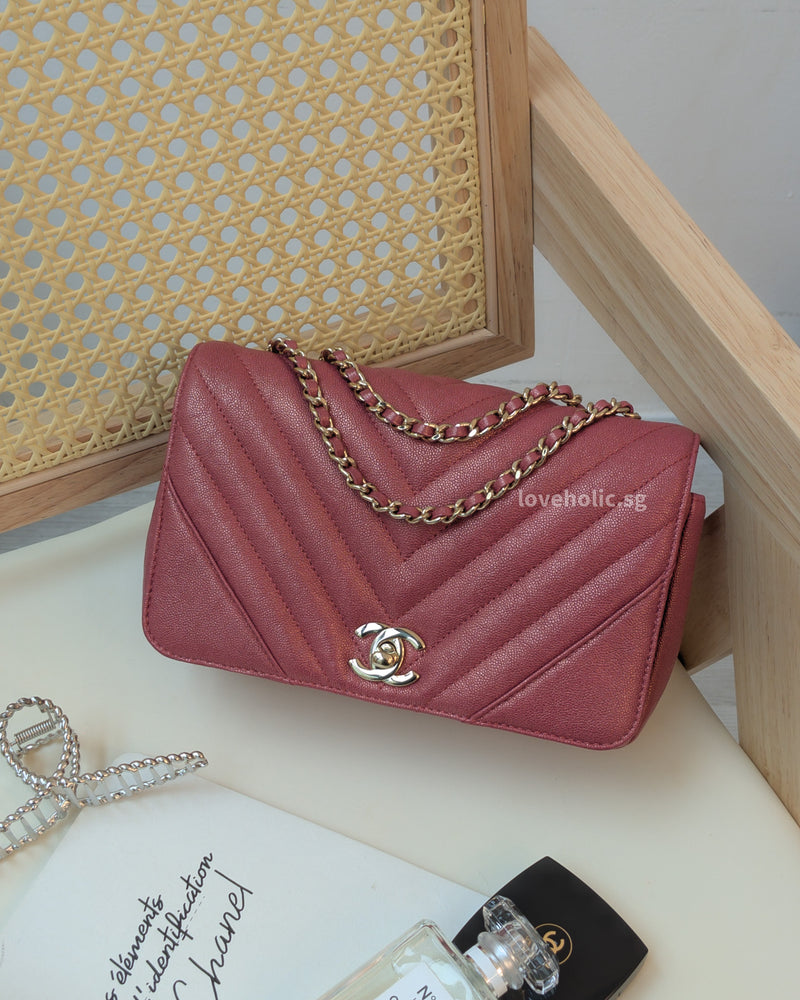 Chanel Statement Flap Bag Mini Rectangle | Iridescent Burgundy Caviar Gold Hardware