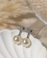 Classic CC Earrings with Pearl Silver Hardware