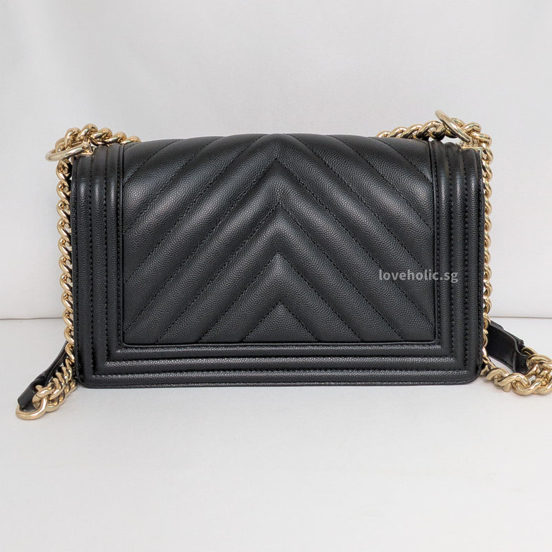 Chanel Boy Chervon Old Medium | Black Caviar Gold Hardware