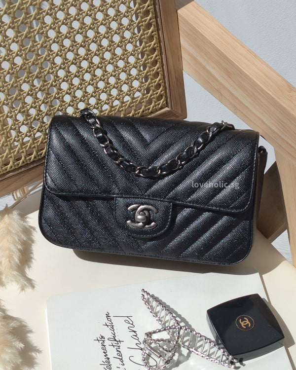 Chanel - authentic luxury pieces curated by Loveholic – Page 3 