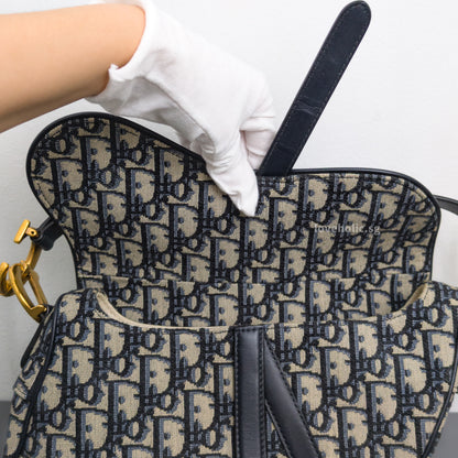 Dior Saddle Medium | Blue Dior Oblique Jacquard Fabric Brushed Gold Hardware-details