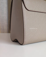 Louis Vuitton Twist MM |  Grey  Leather Gold Hardware-details