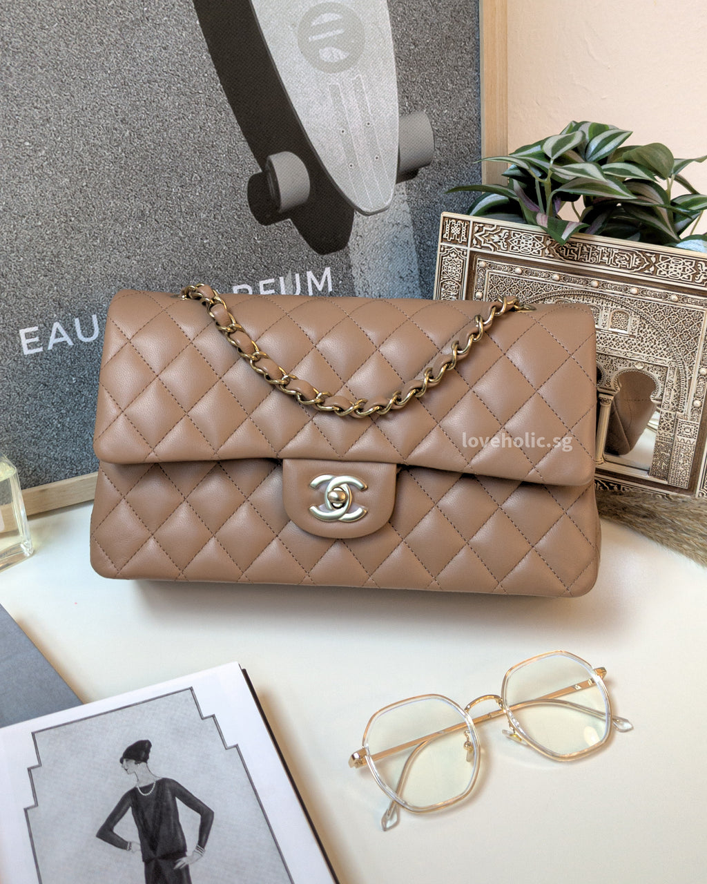 Chanel tan clearance classic flap