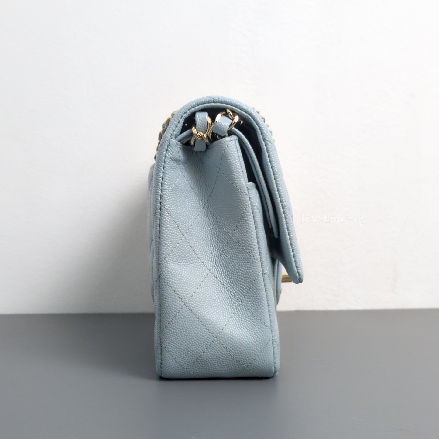 Classic Flap Medium | 22P Light Blue Caviar Gold Hardware