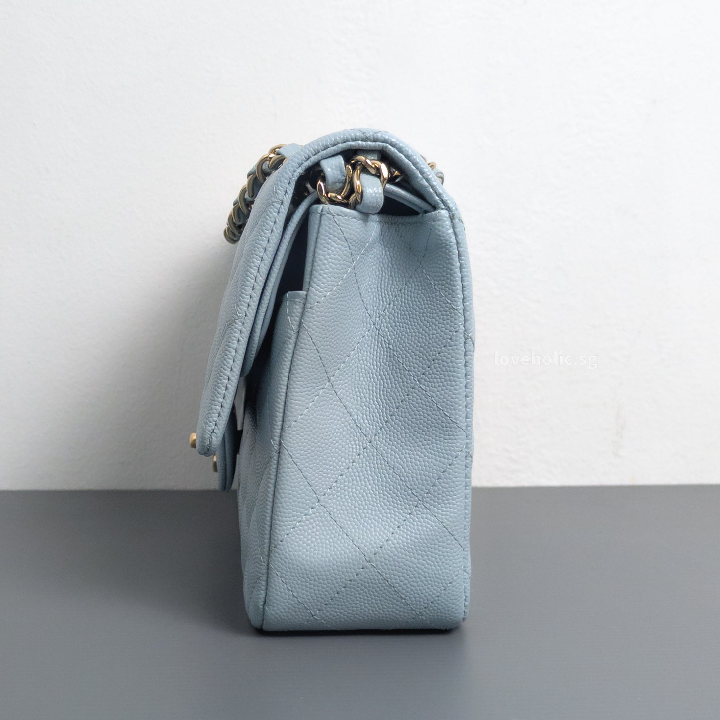 Classic Flap Medium | 22P Light Blue Caviar Gold Hardware