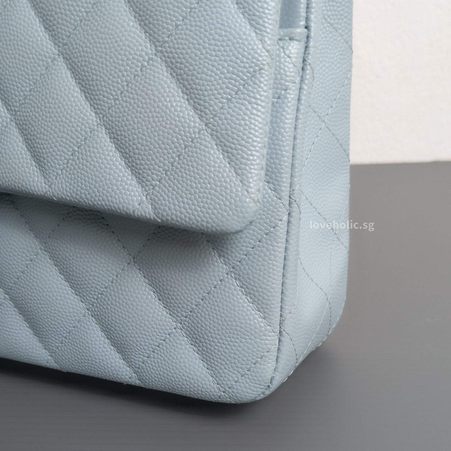 Classic Flap Medium | 22P Light Blue Caviar Gold Hardware