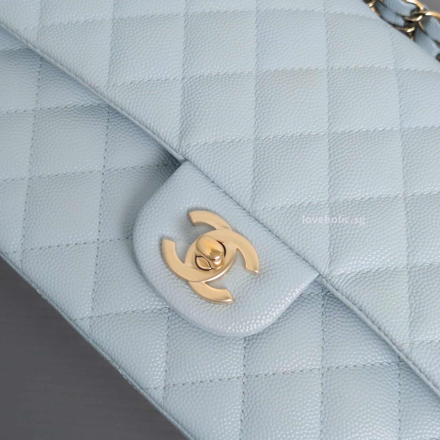 Classic Flap Medium | 22P Light Blue Caviar Gold Hardware