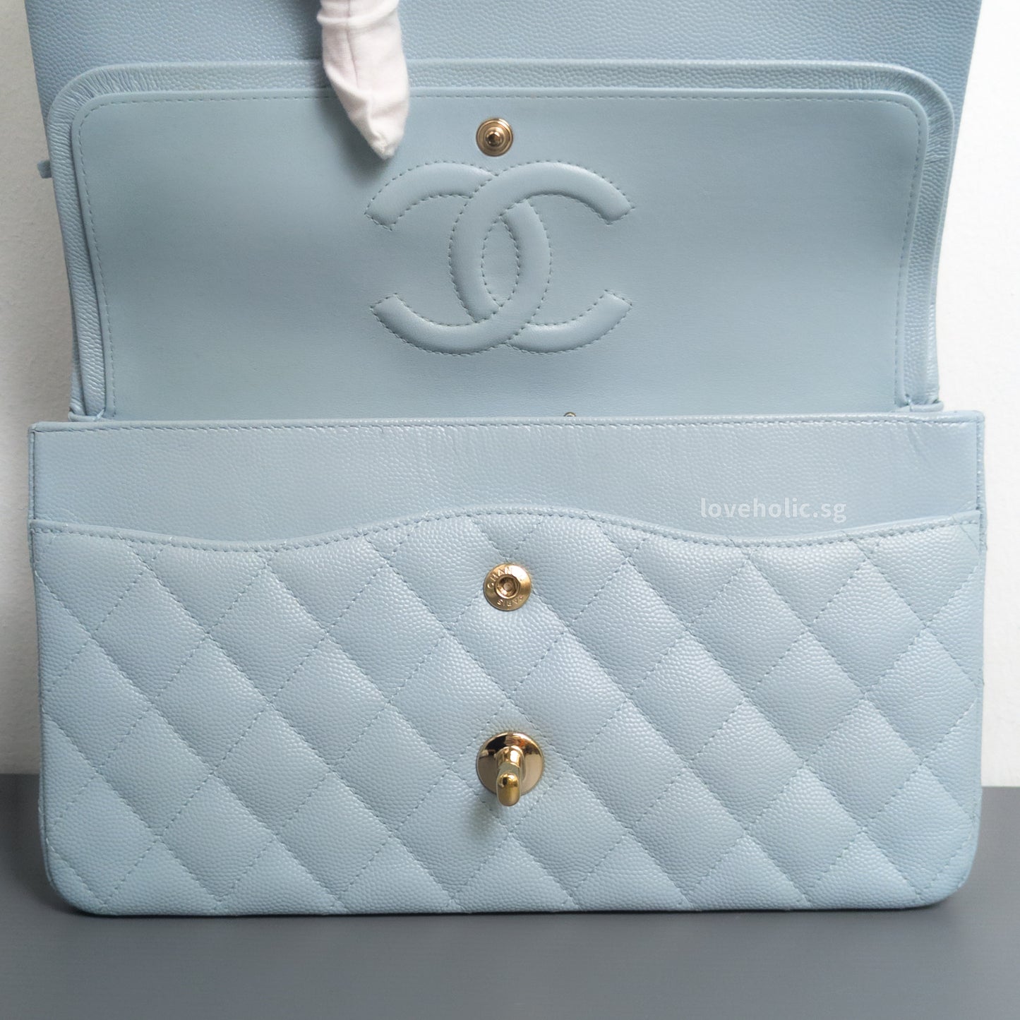 Classic Flap Medium | 22P Light Blue Caviar Gold Hardware