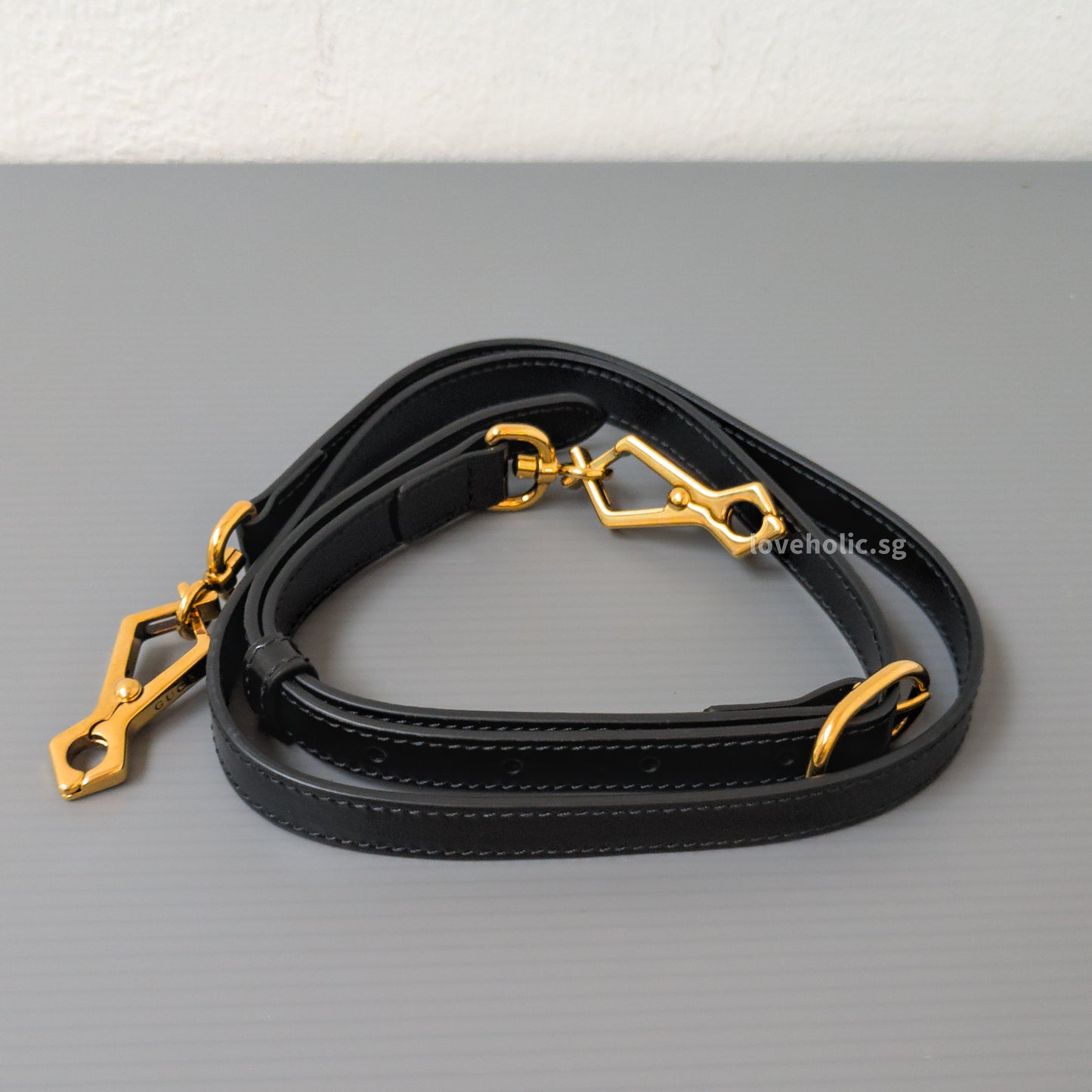 Gucci 1947 Bamboo Top Handle Bag Small | Black Leather Gold Hardware-details