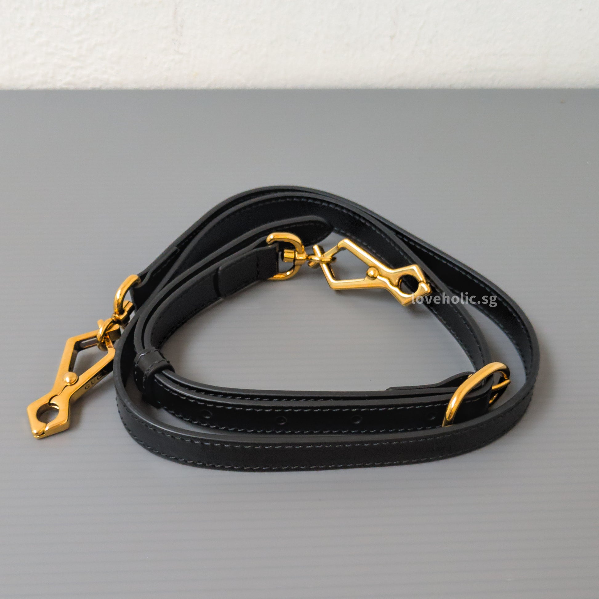 Gucci 1947 Bamboo Top Handle Bag Small | Black Leather Gold Hardware-details