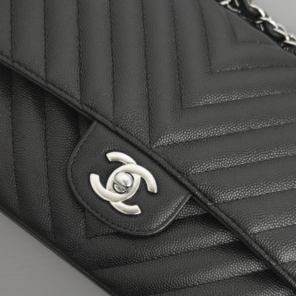 Chanel Classic Flap Chevron Medium | Black Caviar Silver Hardware-details