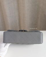 Classic Flap Small | 20C Grey Caviar Light Gold Hardware