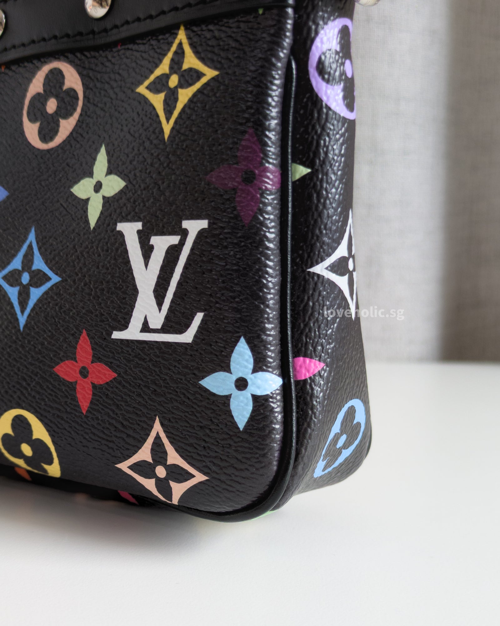 LV ロゴデザイン ポーチ LV X TM Murakami Pochette | Black Leather Silver Hardware – loveholic