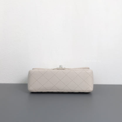 Classic Flap Mini Rectangle | 18B Ivory White Caviar Silver Hardware