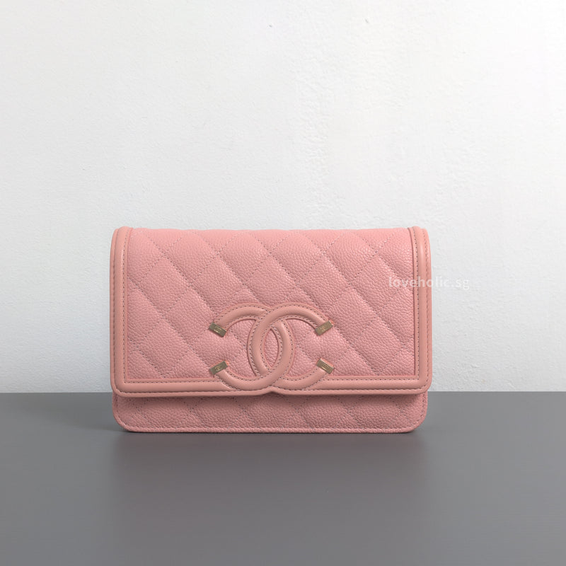 Wallet On Chain Filigree | Sakura Pink Caviar Brushed Gold Hardware