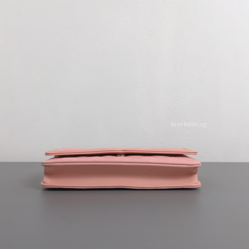 Wallet On Chain Filigree | Sakura Pink Caviar Brushed Gold Hardware