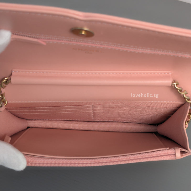 Wallet On Chain Filigree | Sakura Pink Caviar Brushed Gold Hardware